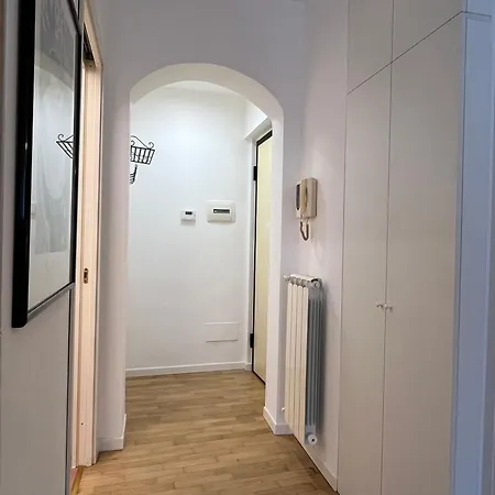 Mek Corradi House דירה *
