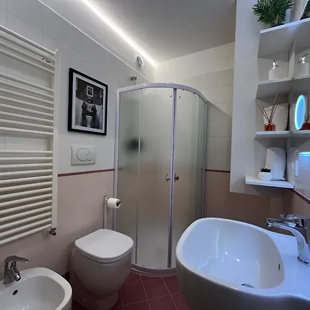 Mek Corradi House *